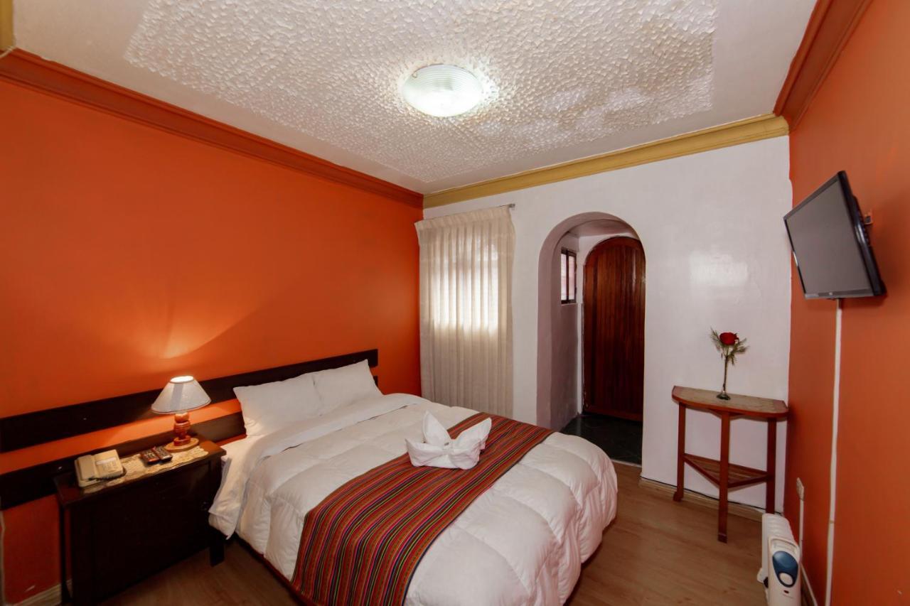 Carlos V Hotel Cuzco Kültér fotó